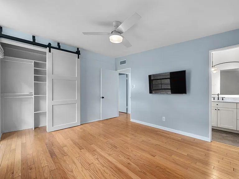 2618 Pembrook Trl — Photo 17