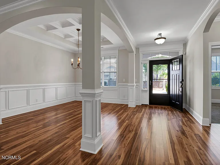 804 Ovates Ln — Photo 5