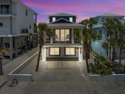 110 38th St, Mexico Beach, FL, 32456