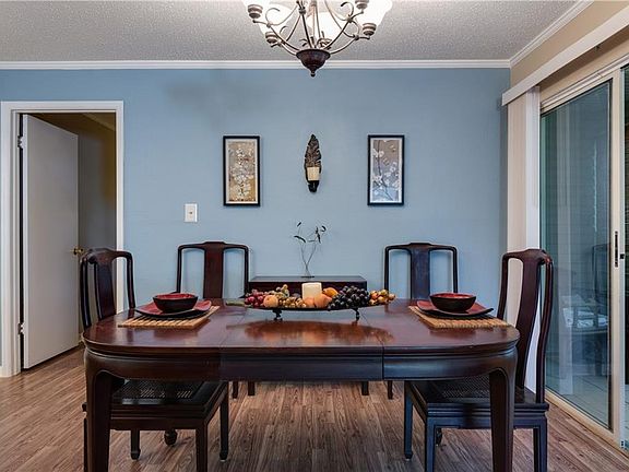 4th image of 8350 Savannah Trace Cir APT 307