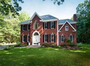 12 Saddle Brook Dr, Saratoga Springs, NY 12866