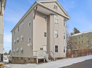 15 Hillside St, Worcester, MA 01610