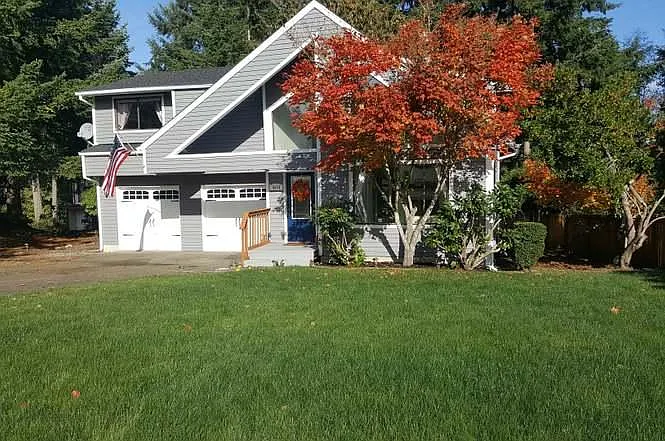 4954 NW Francis Dr — Photo 1