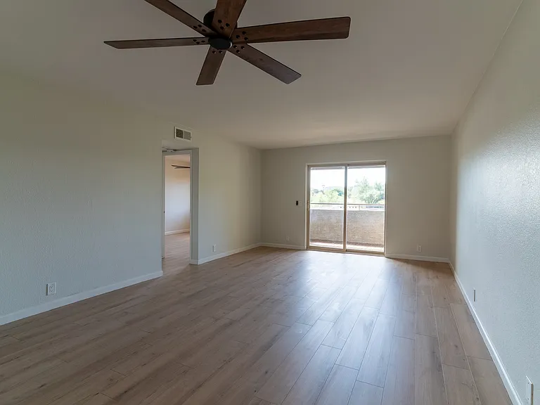 4150 E Cactus Rd #216 — Photo 5