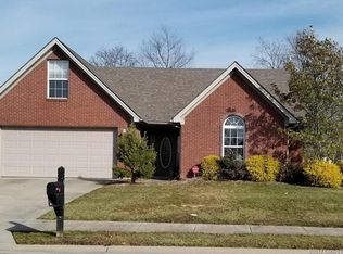 6011 Pine View Ct, Jeffersonville, IN 47130