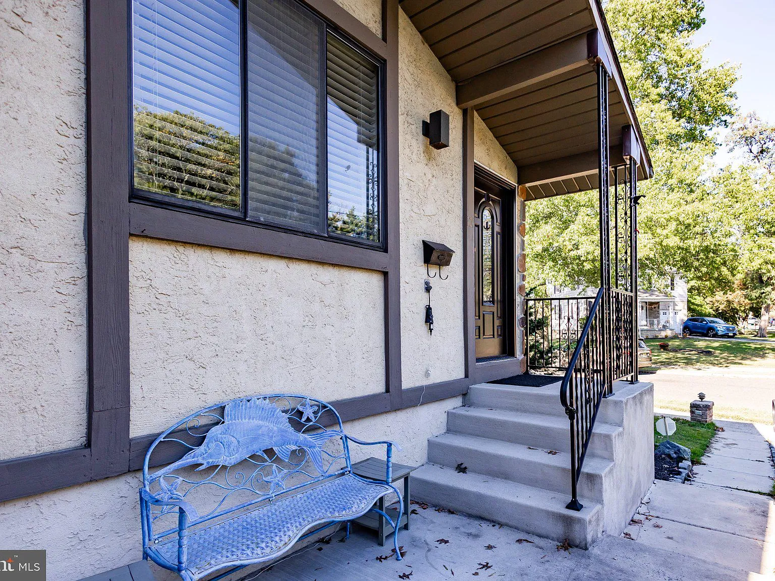 3 bed, 3.0 bath, 2200 sqft, $3,500 — Photo 4