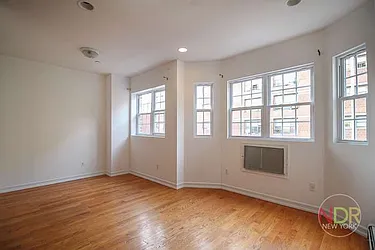 Rented by Next Door Realty NYC