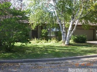 753 Valley View Dr, River Falls, WI 54022