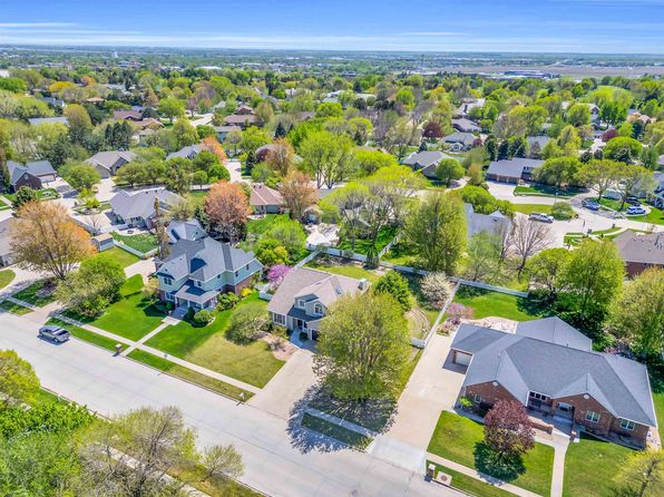 2116 W 35th St, Kearney, NE 68845