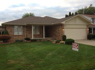 47471 Meadowbrook Dr, Macomb, MI 48044