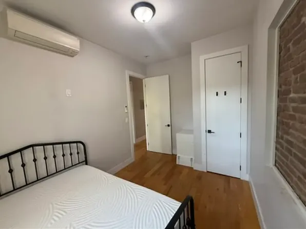 11-09 36th Avenue image 12 of 17