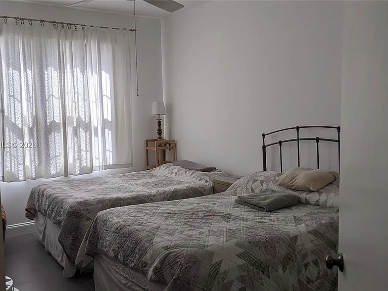 15509 Miami Lakeway N #102 — Photo 24