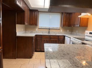 1054 Alicia Ln, Lancaster, TX 75134