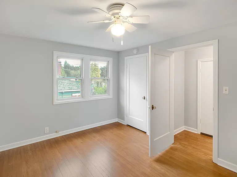 1406 NE 6th Ave — Photo 9