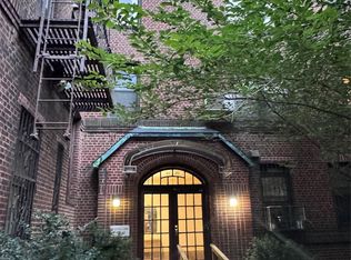 42-20 Kissena Blvd #D-2, Flushing, NY 11355