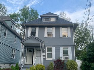 11 6th St #2, Ridgefield Park, NJ 07660