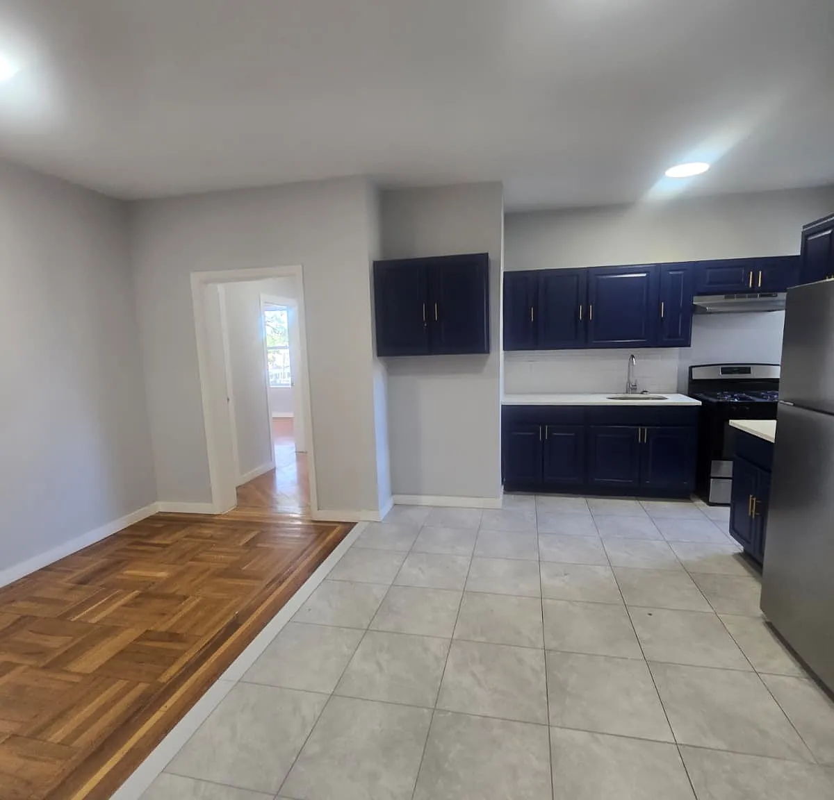 4 bed, $2,850 — Photo 2