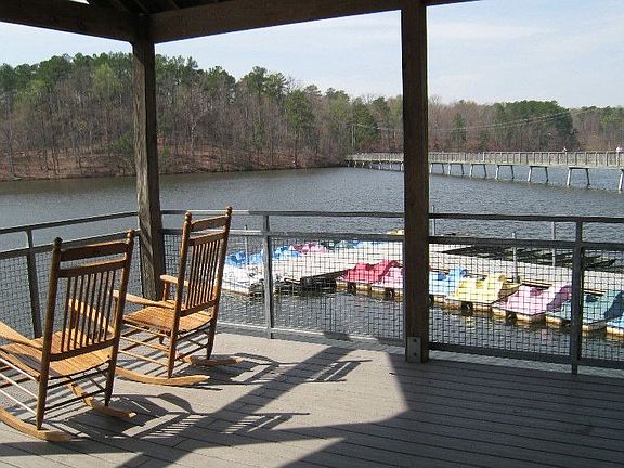 Path to lake Johnson