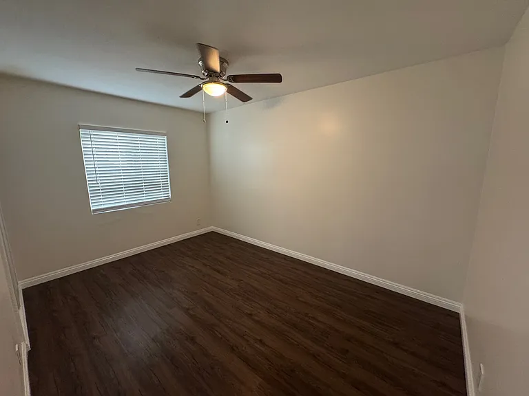 3310 Burton Ave #C — Photo 7