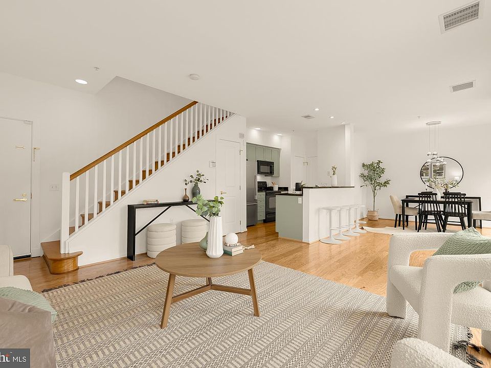 1st image of 343 Cedar St NW APT 305