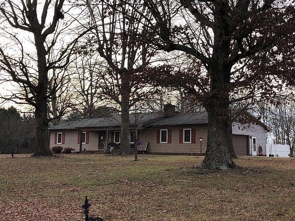 2nd image of 629 W Lee Ave