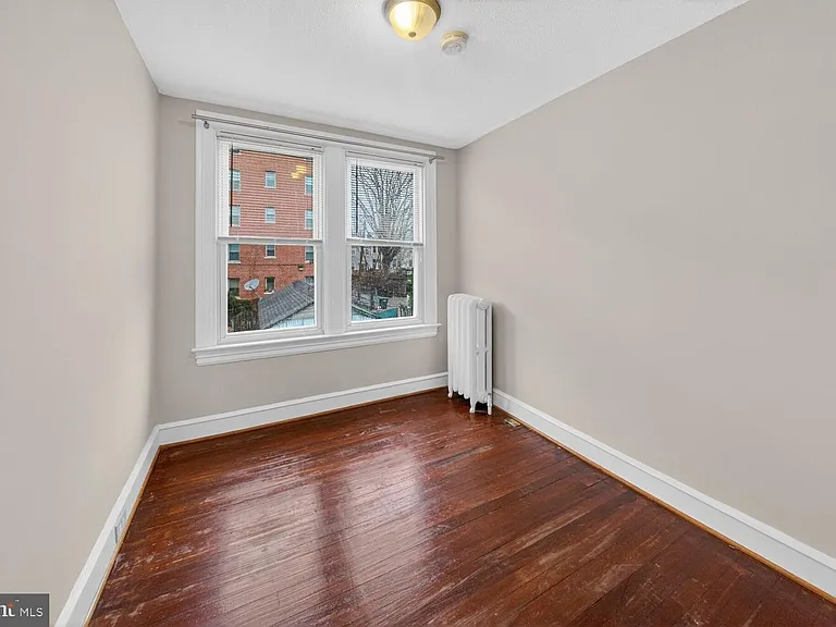 1353 Kennedy St NW — Photo 18