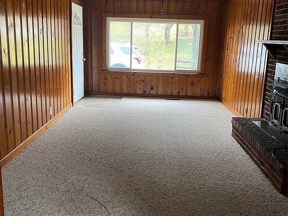 2nd image of 221 Wilcox Valley Ave