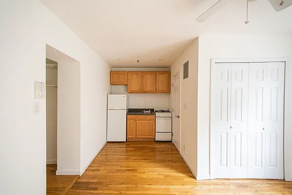 Rented by Owner | media 12
