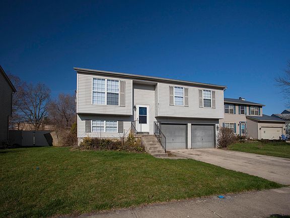 2nd image of 3311 Windridge Dr