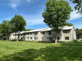 8390 Jasmine St #8, Virginia, MN 55792