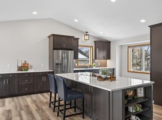 13941 Fountain Ave N, Hugo, MN 55038