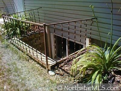 2nd image of 20176 Frazer St NE