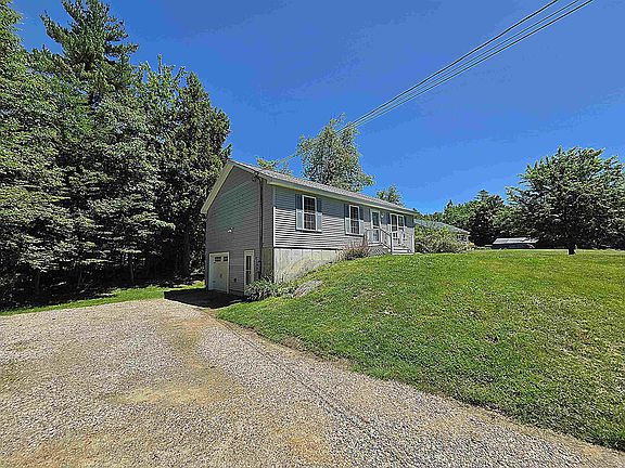 2nd image of 17 Winwood Drive