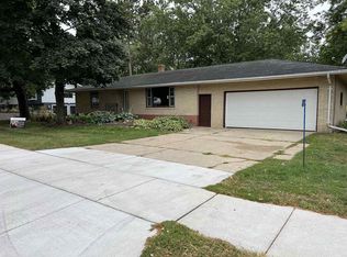 S9969 Lueders Rd, Prairie Du Sac, WI 53578