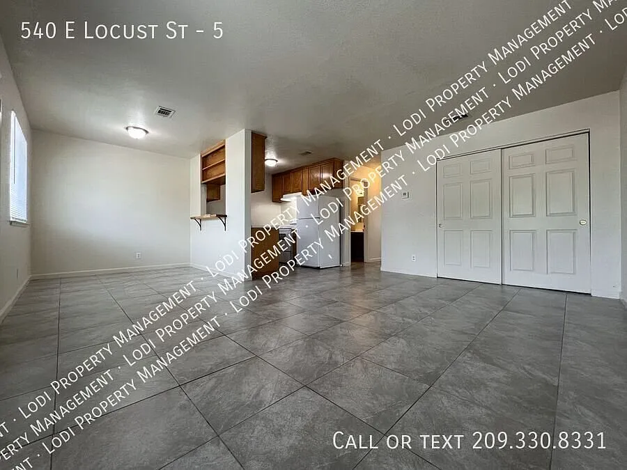 Upstairs 2 Bedroom Apartment - Coming Soon — Photo 3