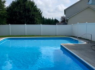 112 Plankwood Ct, Stephens City, VA 22655