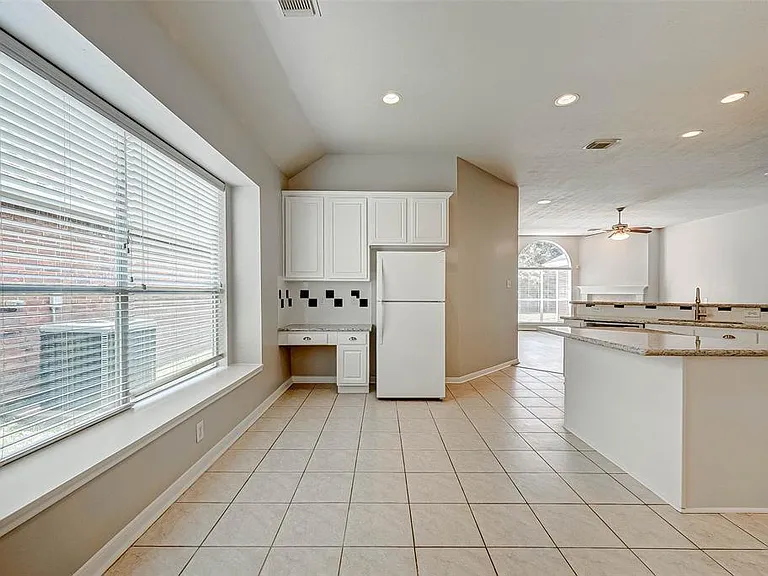 23767 River Place Dr — Photo 12