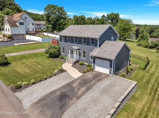 49 Garbutt Ave, Dallas, PA 18612