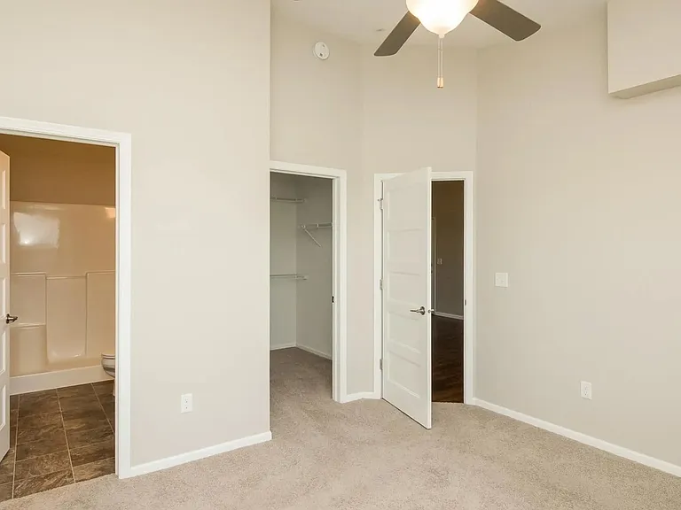 475 Penn Ct #15 — Photo 17