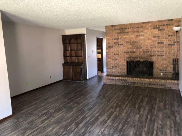 2420 N Husband Pl