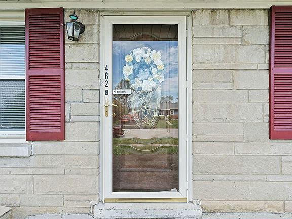 5th image of 462 Stonehaven Dr
