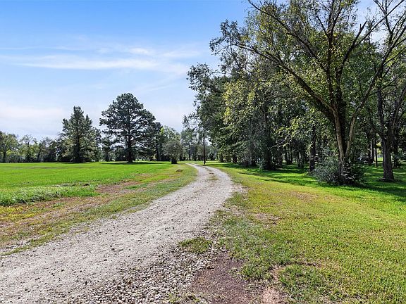 2nd image of 180 Mount Zion Rd
