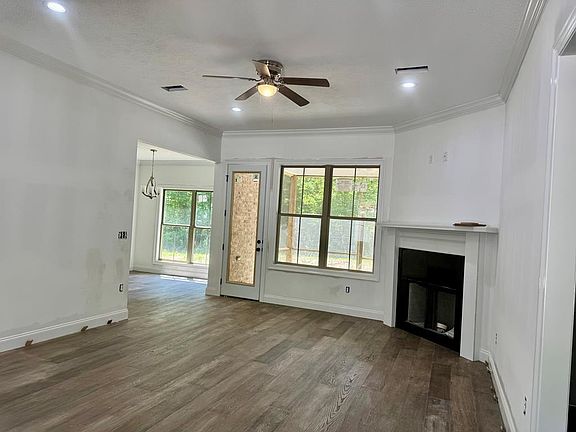 4th image of 202 Falcon Ridge Rd