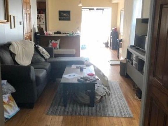 4th image of 1639 W Foster Ave APT 2A