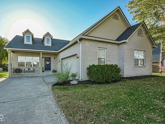 2nd image of 7153 N Chelmsford Dr
