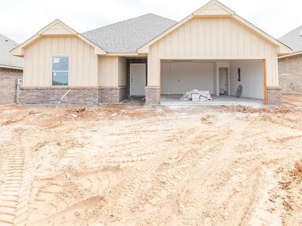 2216 NW 170th St, Edmond, OK 73012