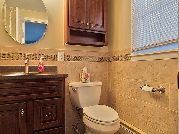 5th image of 120 Shady Ln