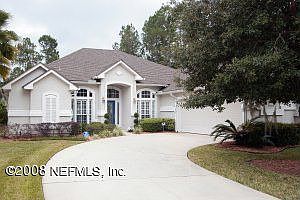 5th image of 826 Garrison Dr