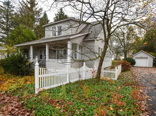 301 Saxonburg Blvd, Saxonburg, PA 16056