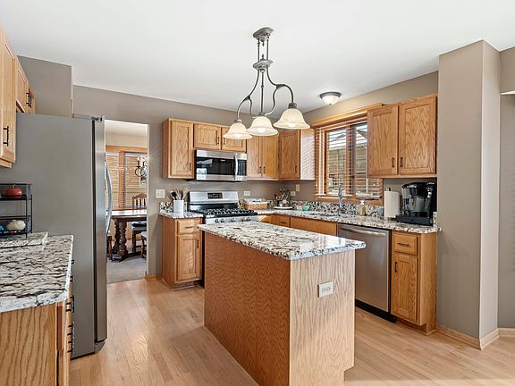 4th image of 8425 Nielsen Dr